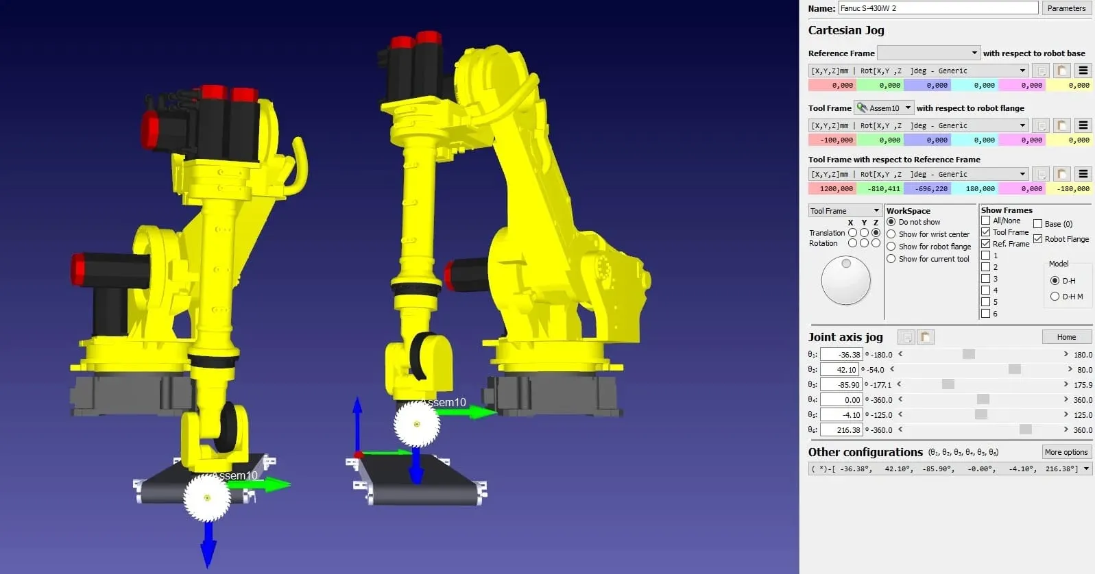 Simulatie van twee FANUC-robots boven een transportband.